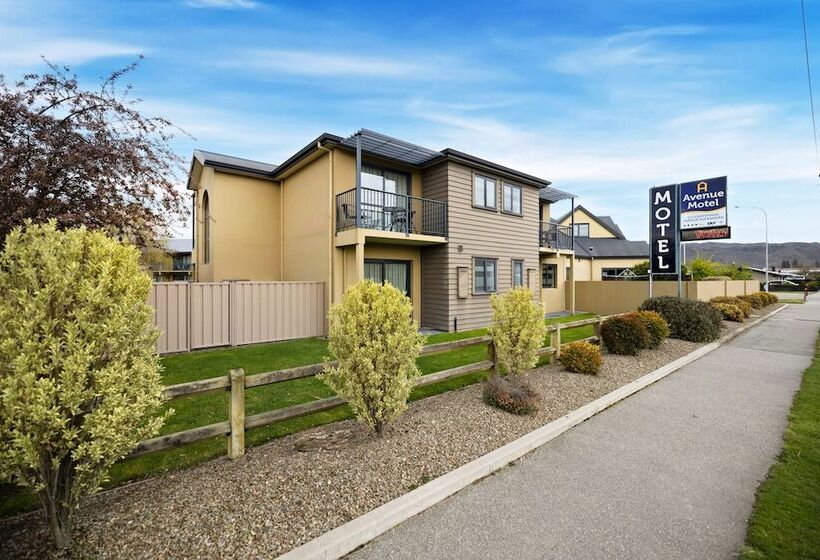 Avenue Motel