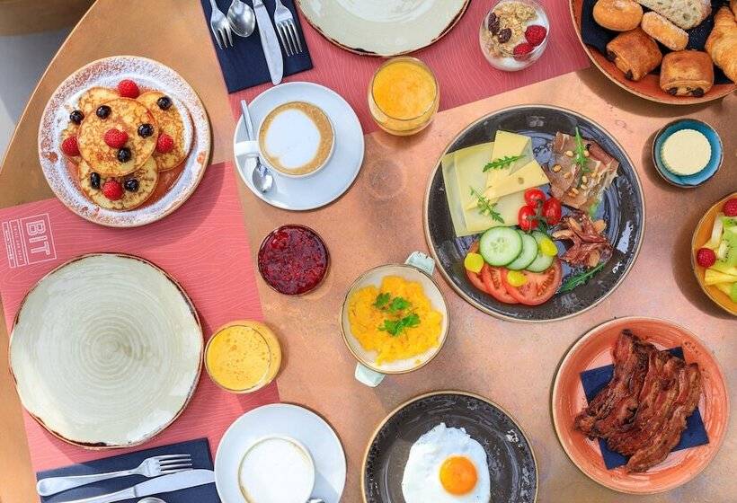 Boutique Hotel Corona