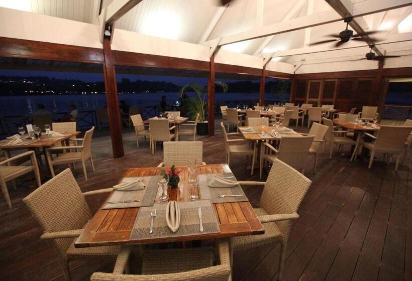 Erakor Island Resort & Spa