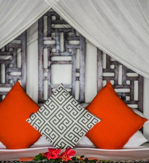 Erakor Island Resort & Spa