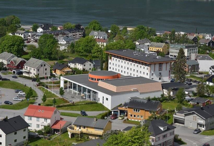 Grand Hotel   By Classic Norway Hotels