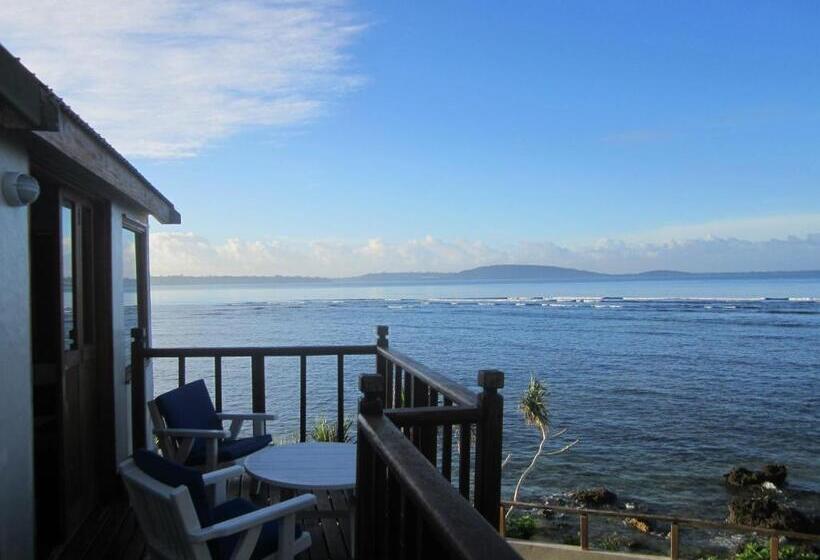 Hideaway Island Resort