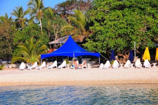 Hideaway Island Resort