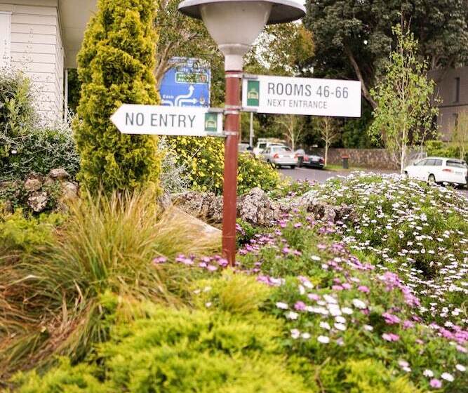 호텔 Alpers Lodge & Conference Centre