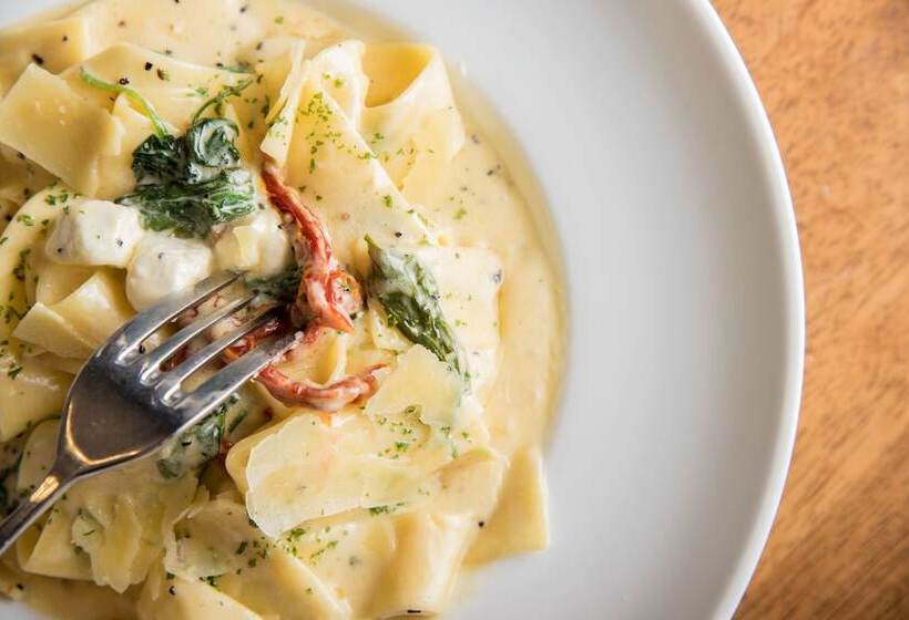 호텔 Alpers Lodge & Conference Centre