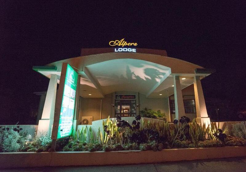 호텔 Alpers Lodge & Conference Centre