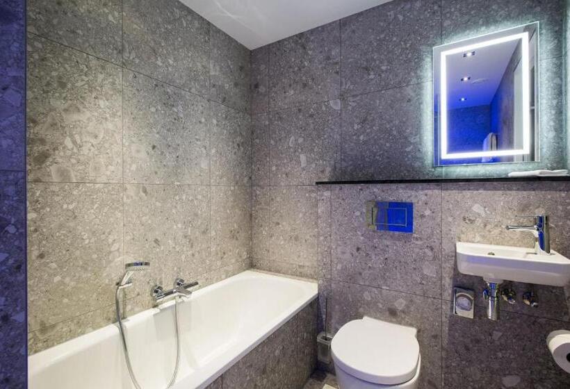 Clayton Hotel Amsterdam American