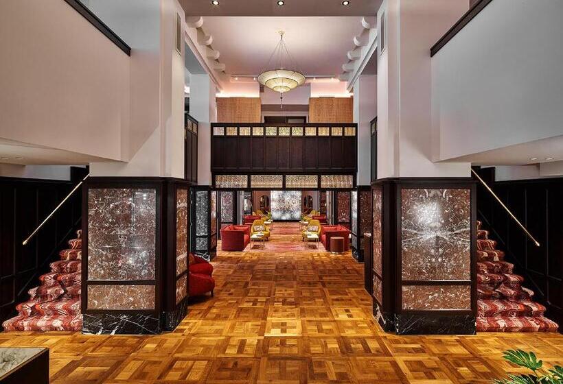 Clayton Hotel Amsterdam American