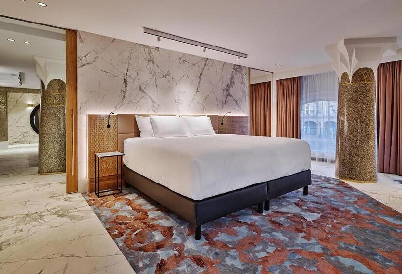 Clayton Hotel Amsterdam American