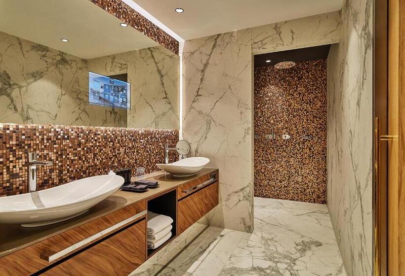 Clayton Hotel Amsterdam American