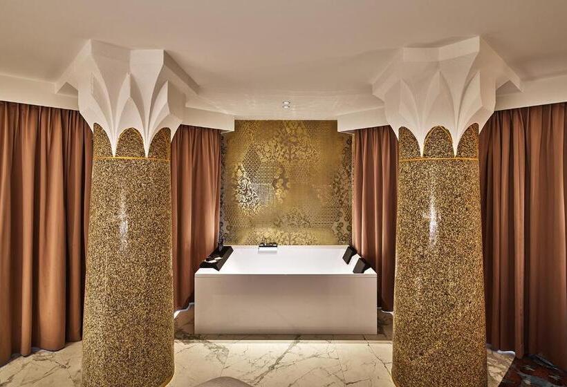 Clayton Hotel Amsterdam American