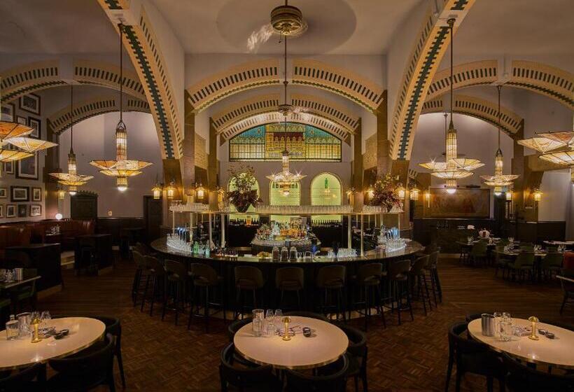 Clayton Hotel Amsterdam American