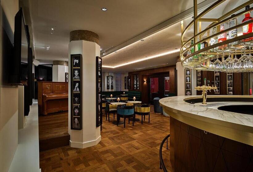 Clayton Hotel Amsterdam American