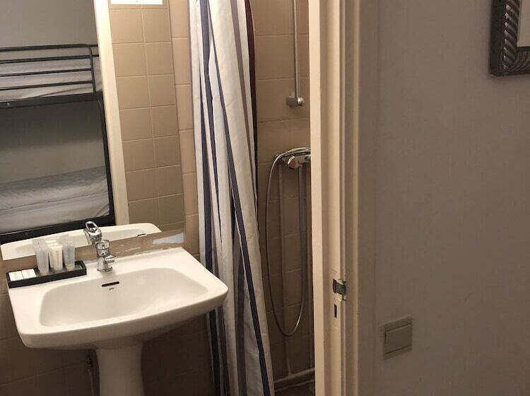 هتل Amsterdam House