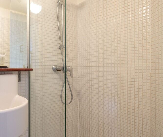 هتل Amsterdam House