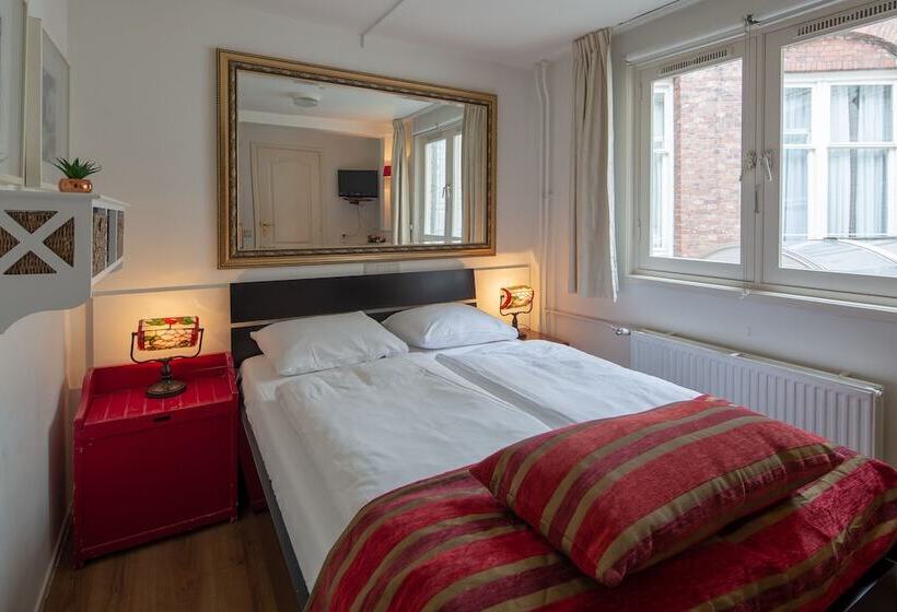 هتل Amsterdam House