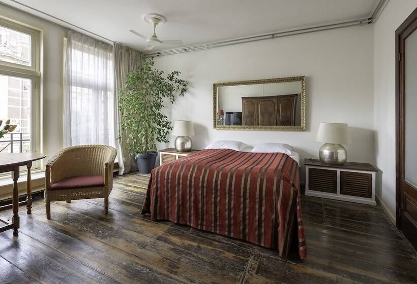 هتل Amsterdam House