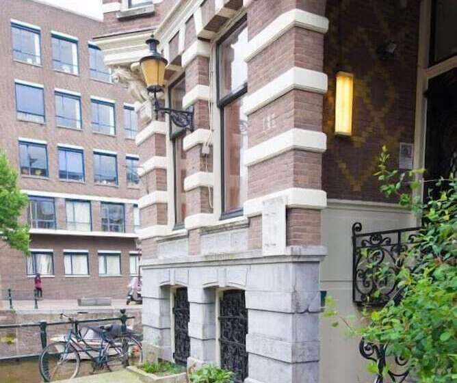 هتل Amsterdam Inn