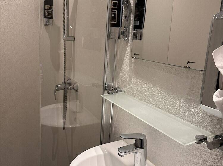 هتل Amsterdam Inn