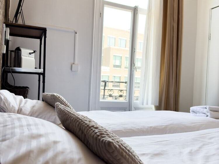 هتل Amsterdam Inn