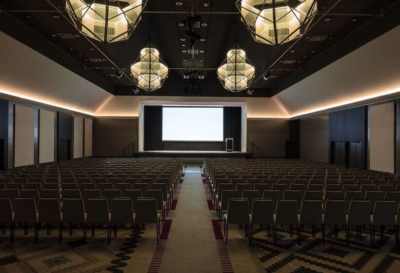 هتل Anantara Grand Krasnapolsky Amsterdam