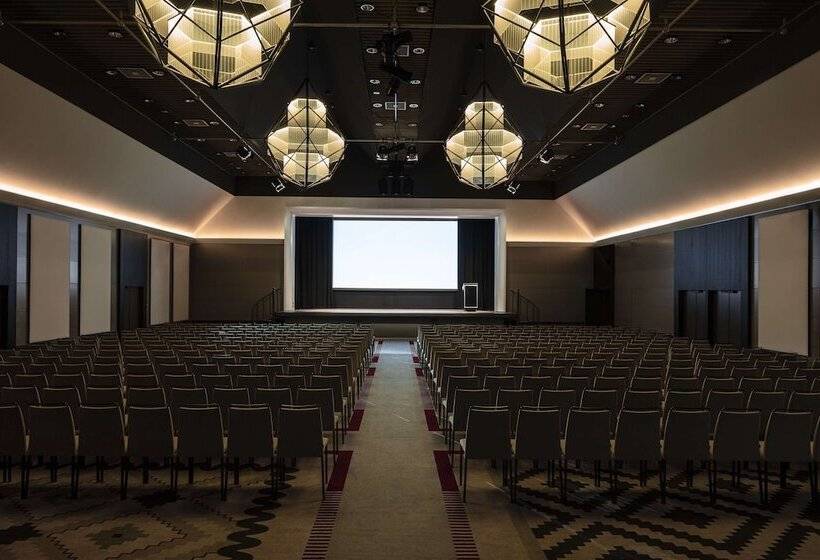 هتل Anantara Grand Krasnapolsky Amsterdam