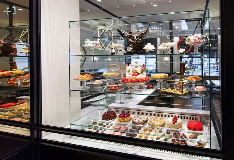 هتل Anantara Grand Krasnapolsky Amsterdam