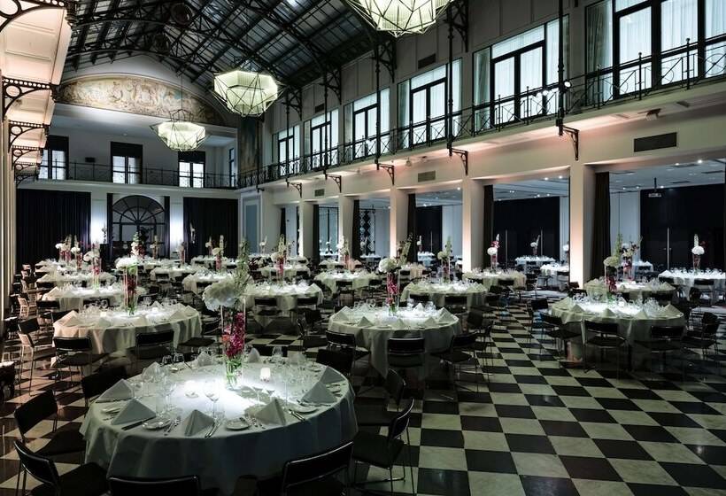 هتل Anantara Grand Krasnapolsky Amsterdam