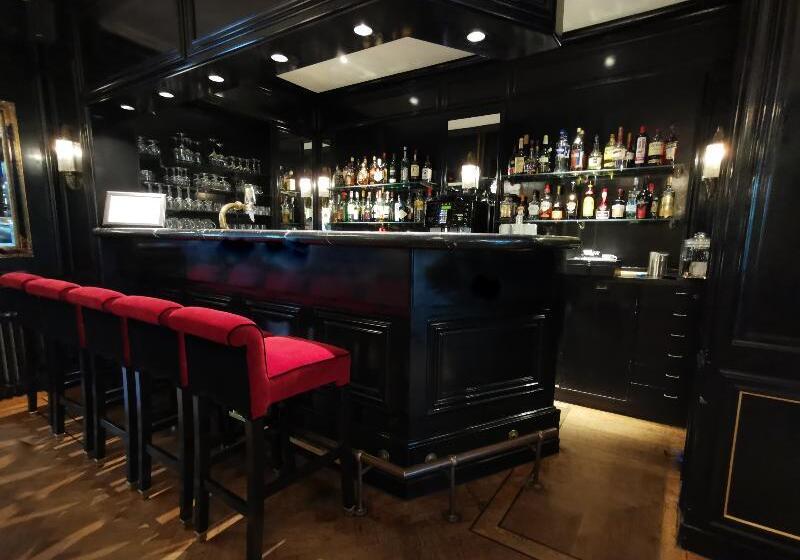 فندق Apollofirst Boutique