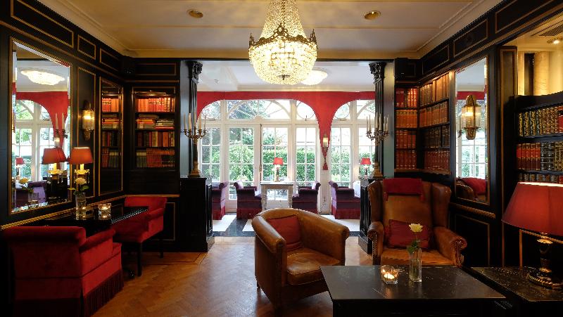 فندق Apollofirst Boutique