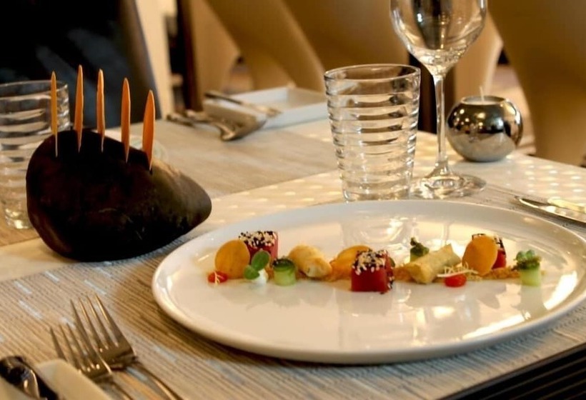 בית מלון כפרי & Appartementen Royal