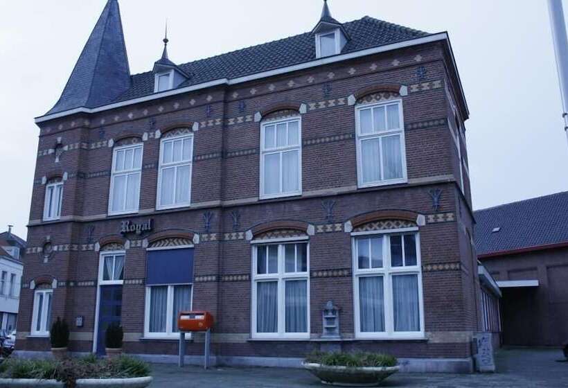 בית מלון כפרי & Appartementen Royal