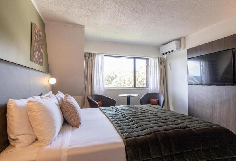 هتل Auckland Rose Park