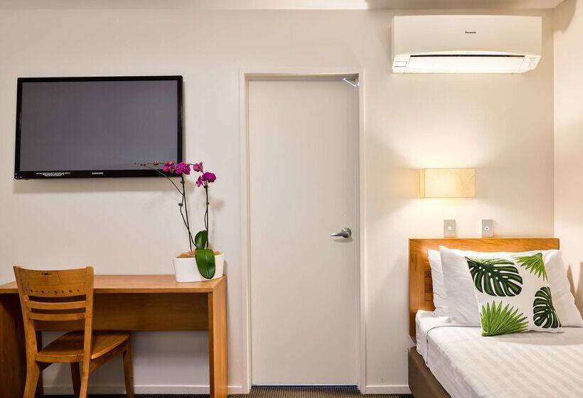 酒店 Best Western Newmarket Inn & Suites