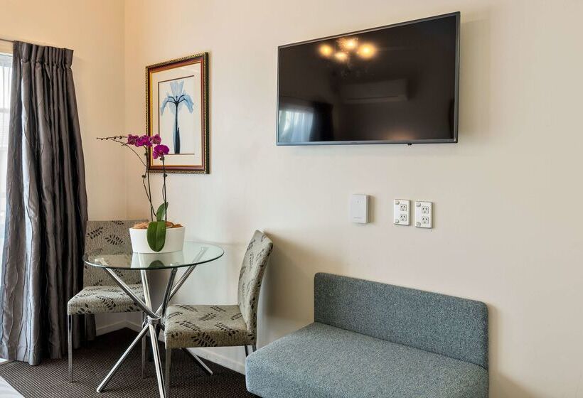 酒店 Best Western Newmarket Inn & Suites