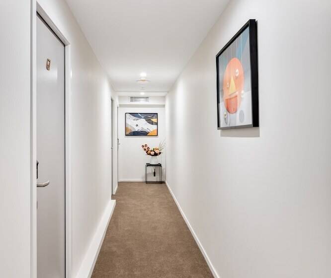 酒店 Best Western Newmarket Inn & Suites