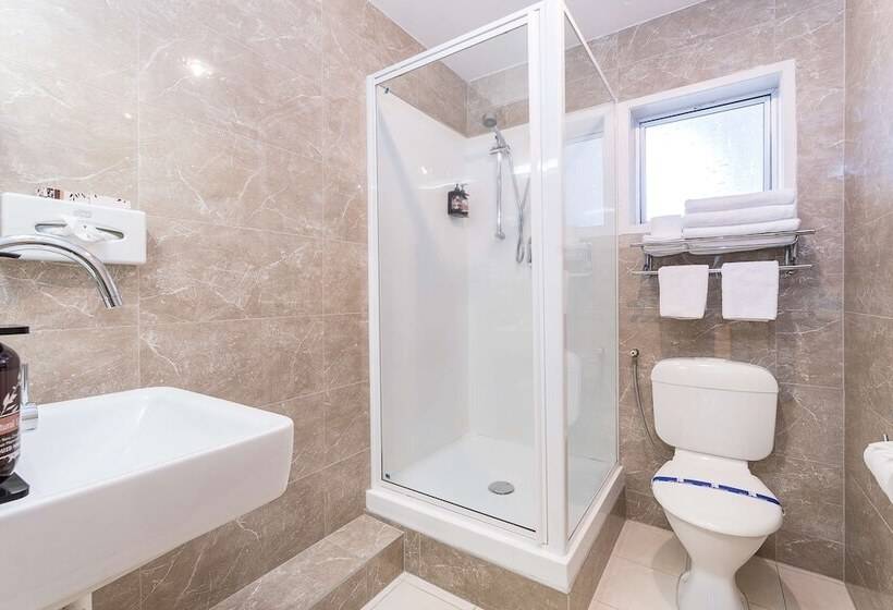 酒店 Best Western Newmarket Inn & Suites