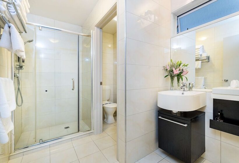 酒店 Best Western Newmarket Inn & Suites