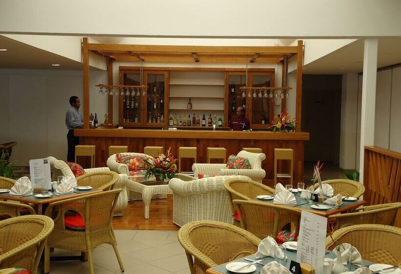 Bird Of Paradise Hotel & Apartments