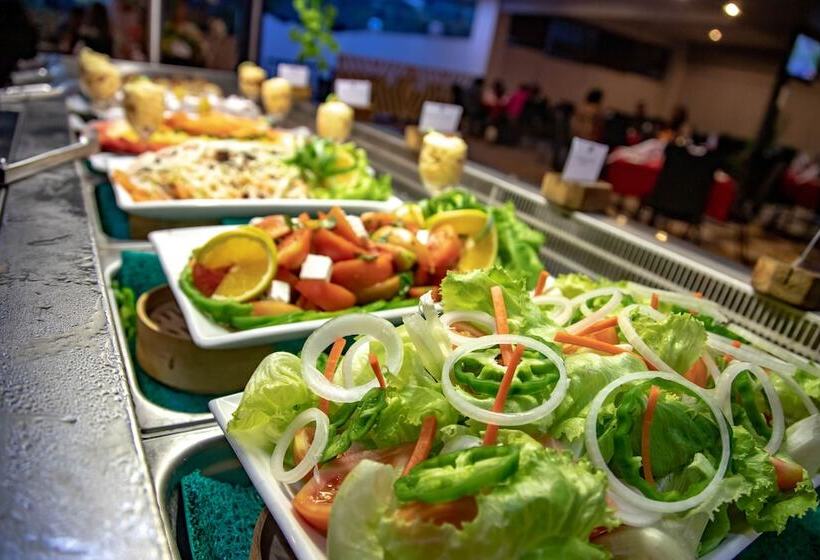 Bird Of Paradise Hotel & Apartments