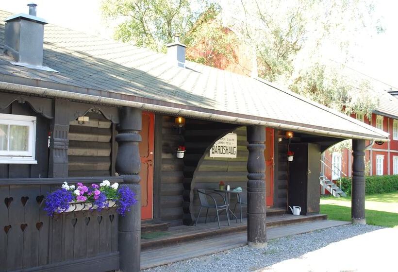 בית מלון כפרי Bårdshaug Herregård