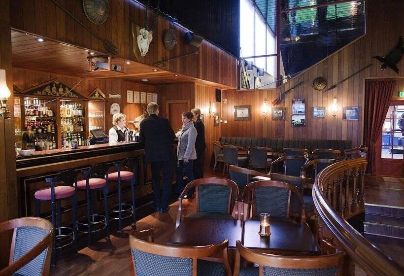 בית מלון כפרי Bårdshaug Herregård