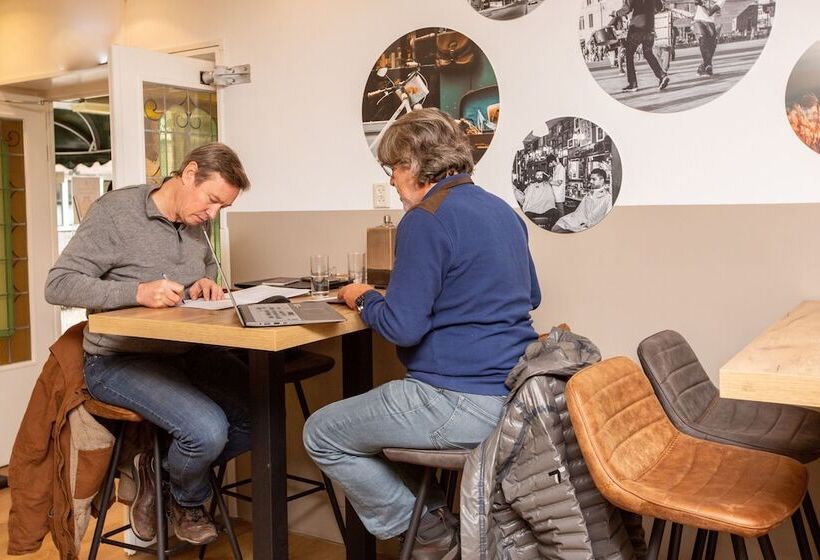 בית מלון כפרי Breitner