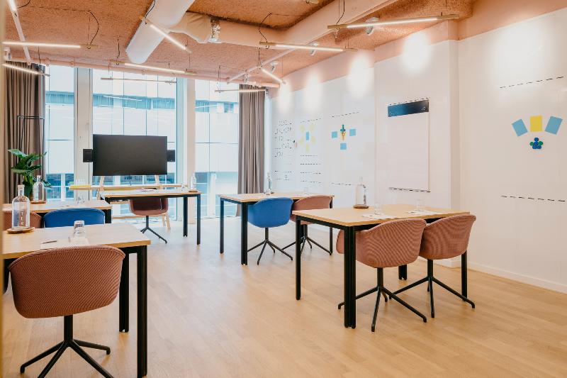 هتل Casa Amsterdam