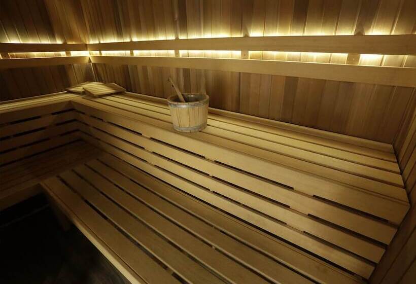 Churchill Hotel Terneuzen