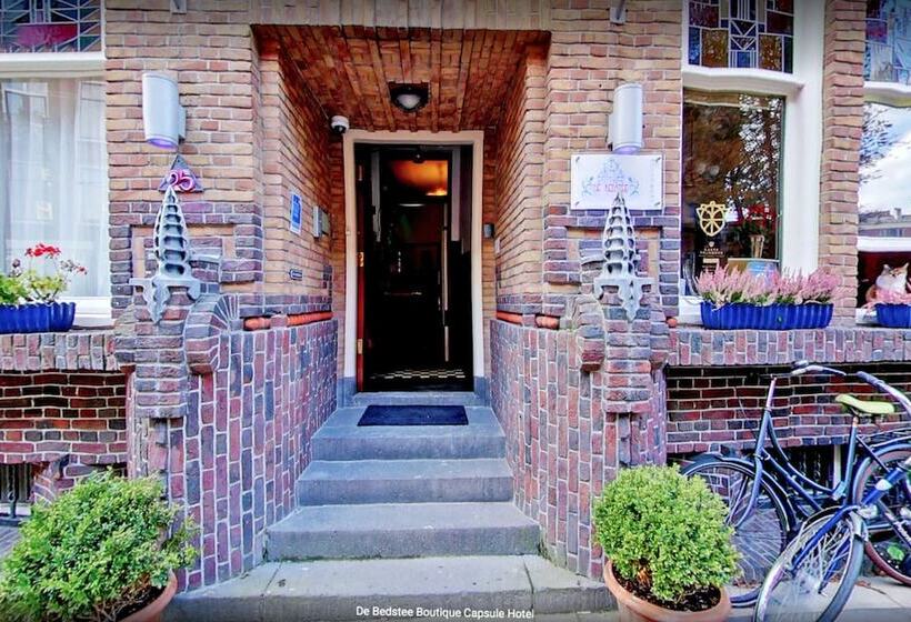 هتل کپسول De Bedstee Boutique Capsules