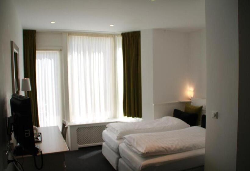 Отель De Doelen