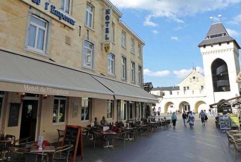 בית מלון כפרי Courage Valkenburg