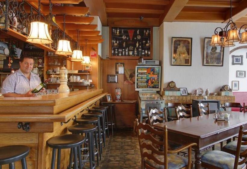 فندق De Lindeboom