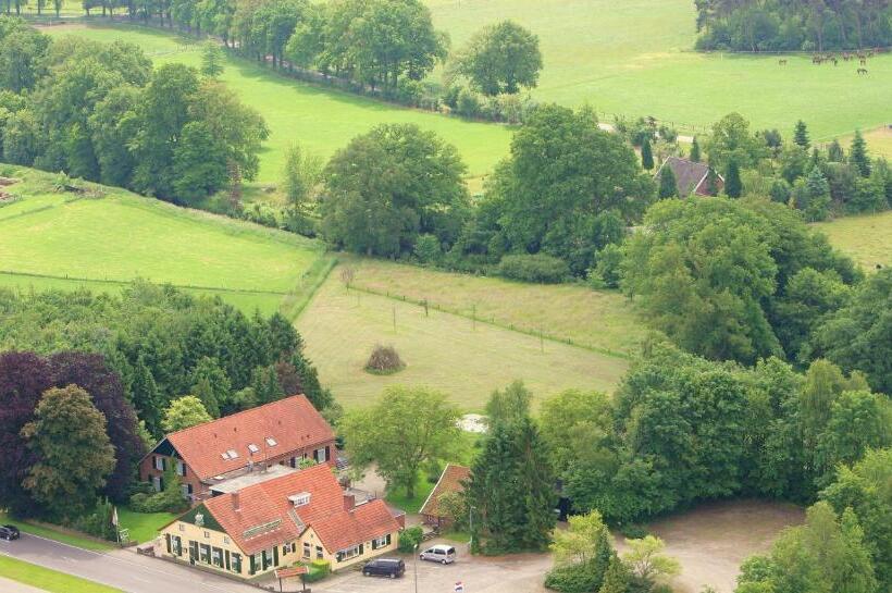 فندق De Lindeboom